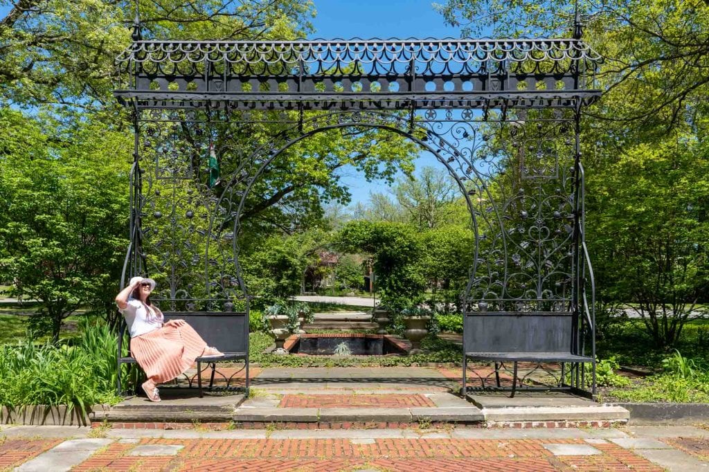 Amanda en el Jardín Cultural Húngaro